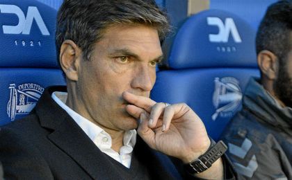 Pellegrino felicitó a su segunda unidad. Pellegrino felicitó a su segunda unidad.