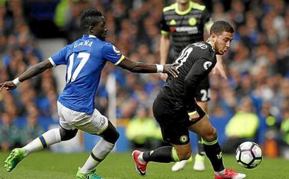 Chelsea y Tottenham no fallan; City y United tropiezan y el Arsenal pierde Chelsea y Tottenham no fallan; City y United tropiezan y el Arsenal pierde