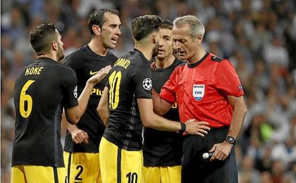 Las cinco claves de la debacle del Atlético en el derbi Las cinco claves de la debacle del Atlético en el derbi
