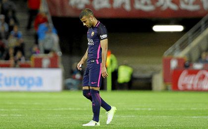 Rafinha quiere salir del Barcelona. Rafinha quiere salir del Barcelona.