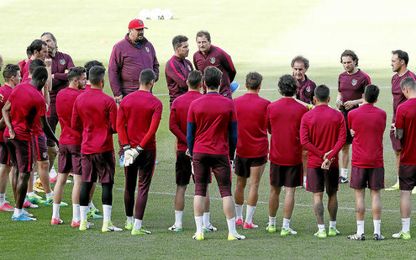 Simeone tiene muchas bajas. Simeone tiene muchas bajas.