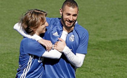 Benzema quiere volver con Francia. Benzema quiere volver con Francia.