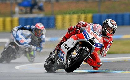 Dovizioso, Miller y el agua protagonistas Dovizioso, Miller y el agua protagonistas