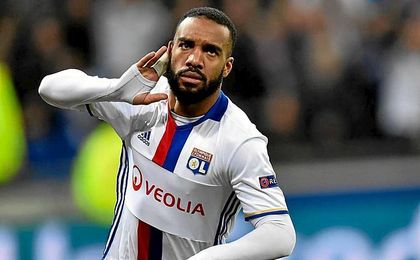 Lacazzette ´se ofrece´ al Atlético. Lacazzette ´se ofrece´ al Atlético.