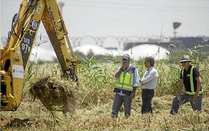 La Policía comienza la segunda jornada de la nueva búsqueda del cuerpo de Marta en Camas La Policía comienza la segunda jornada de la nueva búsqueda del cuerpo de Marta en Camas
