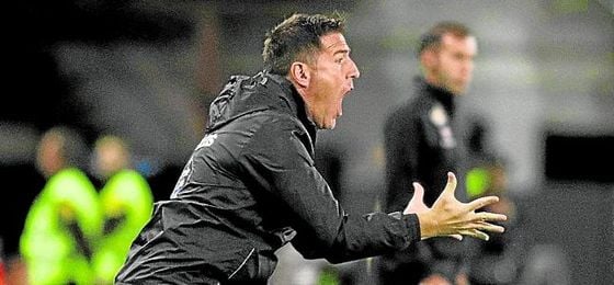 Berizzo aún no se ha decidido, pero ha negociado con el Sevilla e incluso ha tratado asuntos deportivos. Berizzo aún no se ha decidido, pero ha negociado con el Sevilla e incluso ha tratado asuntos deportivos.