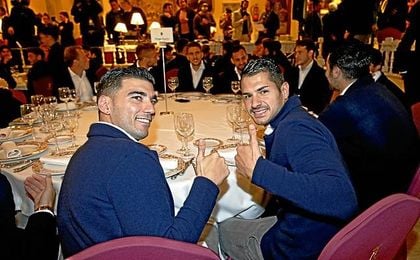 Reyes y Vitolo son buenos amigos. Reyes y Vitolo son buenos amigos.