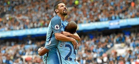 Nolito celebra un gol con el Manchester City. Nolito celebra un gol con el Manchester City.