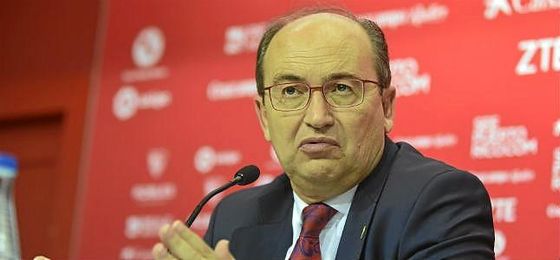 José Castro ha hablado de nombres propios que pueden llegar al Sevilla. José Castro ha hablado de nombres propios que pueden llegar al Sevilla.