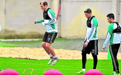 Zozulya es una patata caliente para el Betis. Zozulya es una patata caliente para el Betis.