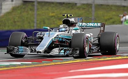 Bottas saldrá primero, junto a Vettel; y Hamilton arranca octavo en Austria Bottas saldrá primero, junto a Vettel; y Hamilton arranca octavo en Austria