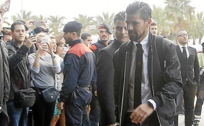 Nolito ha tenido problemas con los enlaces. Nolito ha tenido problemas con los enlaces.