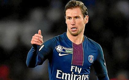 Krychowiak podría volver a compartir vestuario con Vitolo Krychowiak podría volver a compartir vestuario con Vitolo