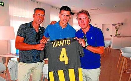 Juanito, durante su presentación como técnico del San Roque. Juanito, durante su presentación como técnico del San Roque.