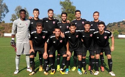 Once inicial con el que salió el Sevilla Atlético ante el Almería. Once inicial con el que salió el Sevilla Atlético ante el Almería.