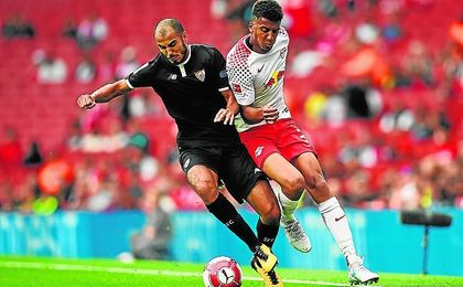 ´El Conde´ fue el mejor jugador del Sevilla. ´El Conde´ fue el mejor jugador del Sevilla.