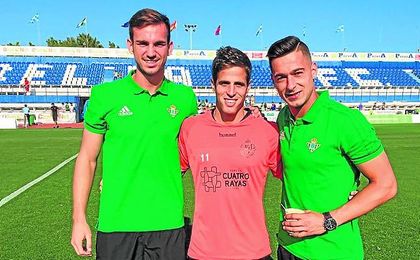 Fabián quiere aprender de jugadores como Guardado. Fabián quiere aprender de jugadores como Guardado.
