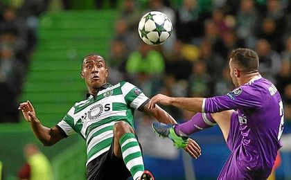 El holandés no firmará con el Sevilla. El holandés no firmará con el Sevilla.
