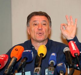 Herido de bala el polémico expresidente del Dinamo Zagreb juzgado por corrupción Herido de bala el polémico expresidente del Dinamo Zagreb juzgado por corrupción