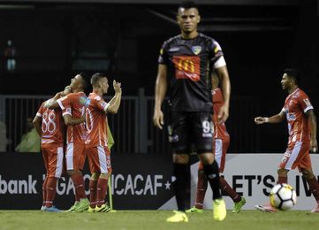 1-0. El Santos costarricense clasifica a las semifinales de la Liga Concacaf 1-0. El Santos costarricense clasifica a las semifinales de la Liga Concacaf