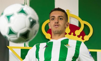 Feddal advierte de que "el Celta tiene un estilo similar al del Barcelona" Feddal advierte de que "el Celta tiene un estilo similar al del Barcelona"