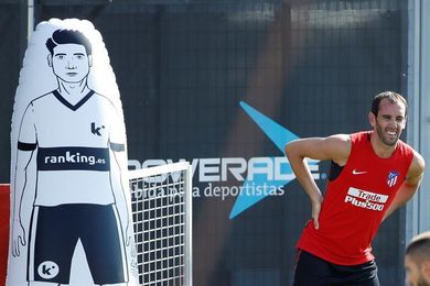 Godín, Vrsaljko, Vietto y Correa apuntan al once en Las Palmas Godín, Vrsaljko, Vietto y Correa apuntan al once en Las Palmas