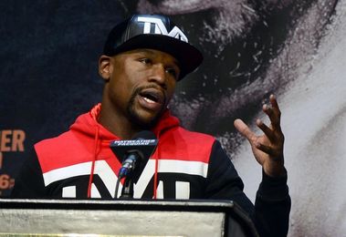 Mayweather Jr. y McGregor ya están en Las Vegas y calientan el ambiente Mayweather Jr. y McGregor ya están en Las Vegas y calientan el ambiente