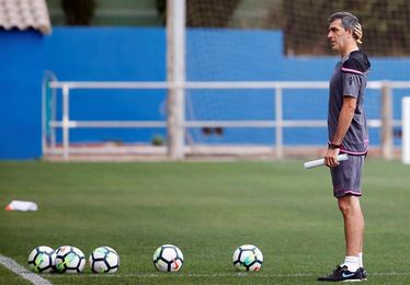 Muñiz: "Del pasado no se vive, hay que volver a sumar" Muñiz: "Del pasado no se vive, hay que volver a sumar"