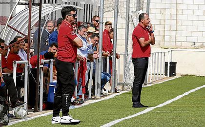 Augurios desde los banquillos de Tercera Augurios desde los banquillos de Tercera