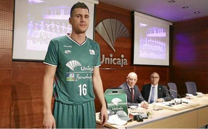 Unicaja cumple 40 años y recuerda sus títulos logrados Unicaja cumple 40 años y recuerda sus títulos logrados