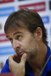 Lopetegui y Ramos piden apoyo al Bernabéu antes que posibles pitos a Piqué Lopetegui y Ramos piden apoyo al Bernabéu antes que posibles pitos a Piqué