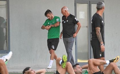 Tosca se ha lesionado durante el entrenamiento. Tosca se ha lesionado durante el entrenamiento.