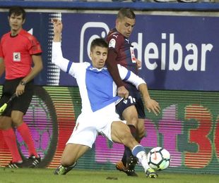 1-0. El Eibar consigue una victoria balsámica 1-0. El Eibar consigue una victoria balsámica