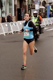 Mayobre gana la Carrera de la Mujer en Coruña con 7.000 participantes Mayobre gana la Carrera de la Mujer en Coruña con 7.000 participantes