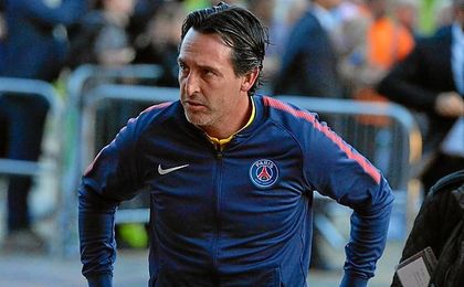 Emery, acusado como culpable por la pelea entre Neymar y Cavani. Emery, acusado como culpable por la pelea entre Neymar y Cavani.