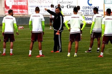 Venezuela prepara con jugadores de la liga local los duelos contra Uruguay y Paraguay Venezuela prepara con jugadores de la liga local los duelos contra Uruguay y Paraguay