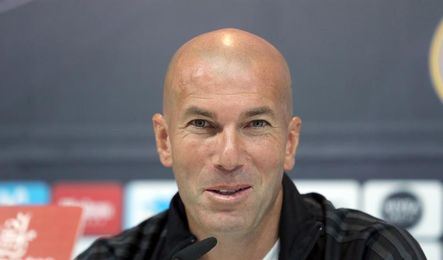 Zidane confirma la sobrecarga muscular de Bale y deja entrever su ausencia Zidane confirma la sobrecarga muscular de Bale y deja entrever su ausencia