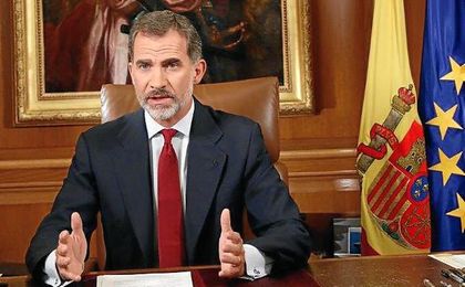El rey, hablando sobre el problema en Cataluña. El rey, hablando sobre el problema en Cataluña.
