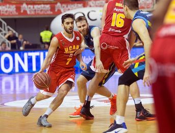 El UCAM busca estrenarse ante el Andorra con las dudas de Oleson y Faverani El UCAM busca estrenarse ante el Andorra con las dudas de Oleson y Faverani