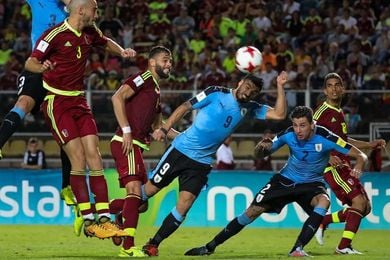Uruguay recibe a Bolivia con ganas de celebrar el pase directo al Mundial Uruguay recibe a Bolivia con ganas de celebrar el pase directo al Mundial