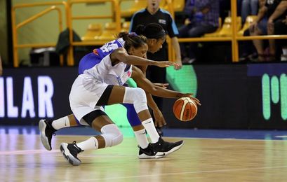64-34. El Perfumerías Avenida avasalla al francés BLMA en el primer partido de la Euroliga 64-34. El Perfumerías Avenida avasalla al francés BLMA en el primer partido de la Euroliga