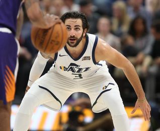 Rubio sigue inspirado y llega 22 puntos; debuta Abrines en duelo con Juancho Rubio sigue inspirado y llega 22 puntos; debuta Abrines en duelo con Juancho