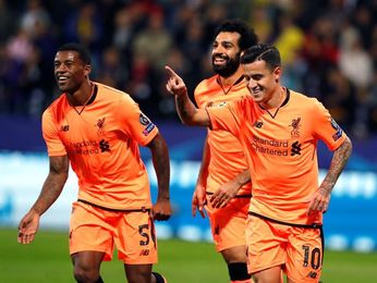 0-7. El Liverpool se aúpa al liderato con una goleada histórica 0-7. El Liverpool se aúpa al liderato con una goleada histórica