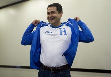 Hernández pide apoyo a la selección de Honduras en la repesca contra Australia Hernández pide apoyo a la selección de Honduras en la repesca contra Australia