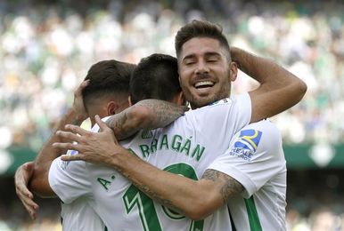 El Betis reina en la ´liga particular´ tras 729 días de dominio sevillista El Betis reina en la ´liga particular´ tras 729 días de dominio sevillista