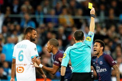 Pinchazo del United de Mou, frenazos del PSG de Neymar y del Nápoles Pinchazo del United de Mou, frenazos del PSG de Neymar y del Nápoles