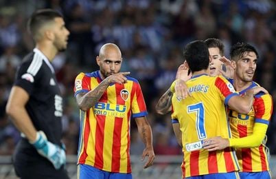 Zaza, a un partido de suspensión en el Valencia, que pierde a Parejo Zaza, a un partido de suspensión en el Valencia, que pierde a Parejo