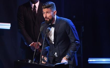 Giroud gana el premio Puskas al mejor gol Giroud gana el premio Puskas al mejor gol