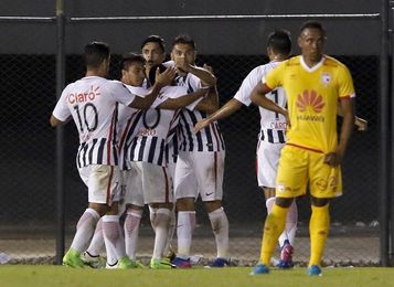 Libertad y Racing, en horas bajas, se miden por la Sudamericana en Asunción Libertad y Racing, en horas bajas, se miden por la Sudamericana en Asunción