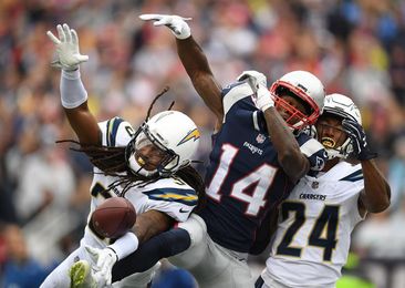 21-13. Brady pasa para 333 yardas en el triunfo de los Patriots sobre los Chargers 21-13. Brady pasa para 333 yardas en el triunfo de los Patriots sobre los Chargers
